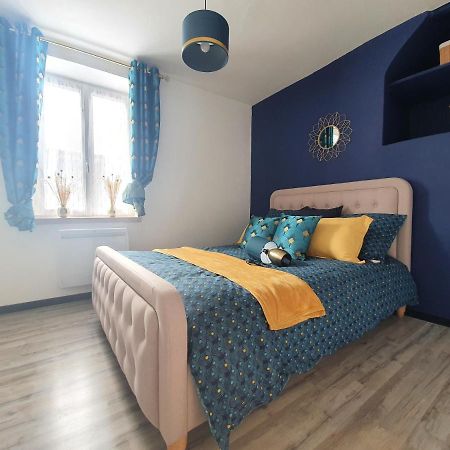 Appartement Chaleureux Oignies Esterno foto